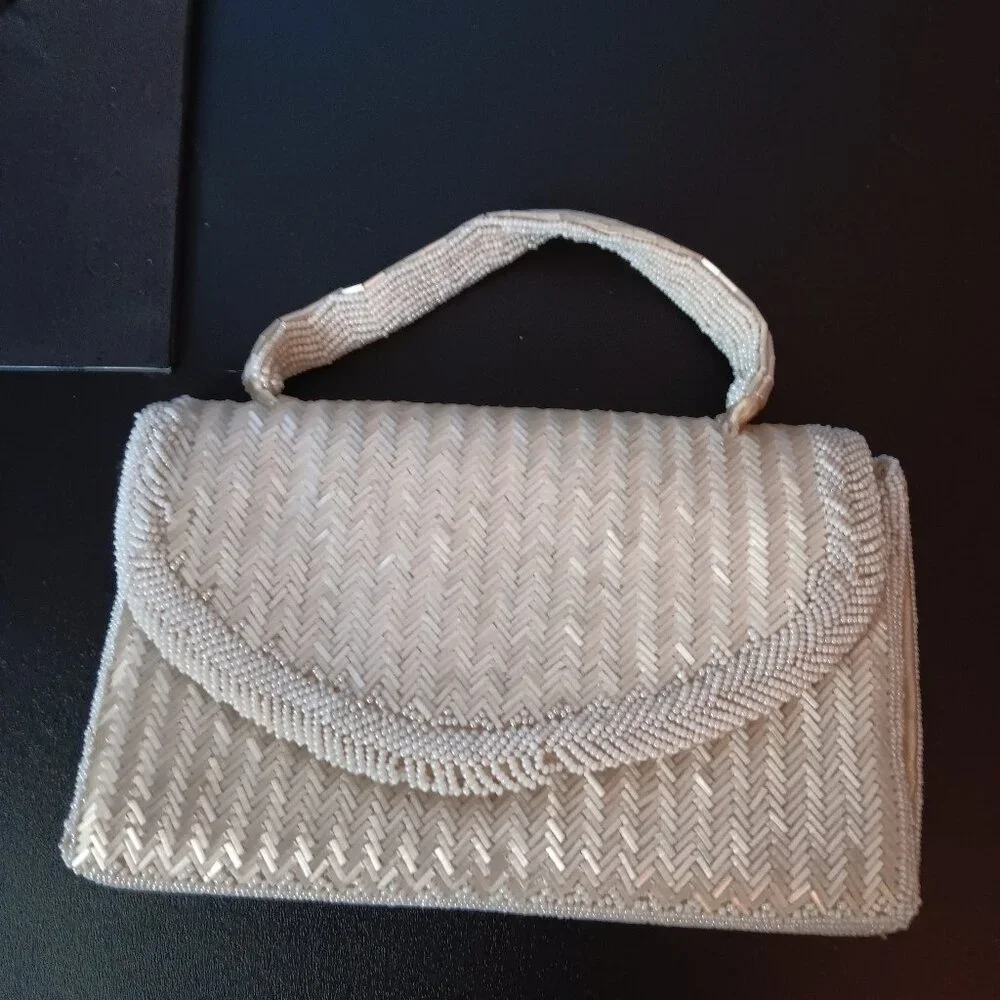 Vintage Hand Made in Hong Kong cream micro beads and sequin evening purse